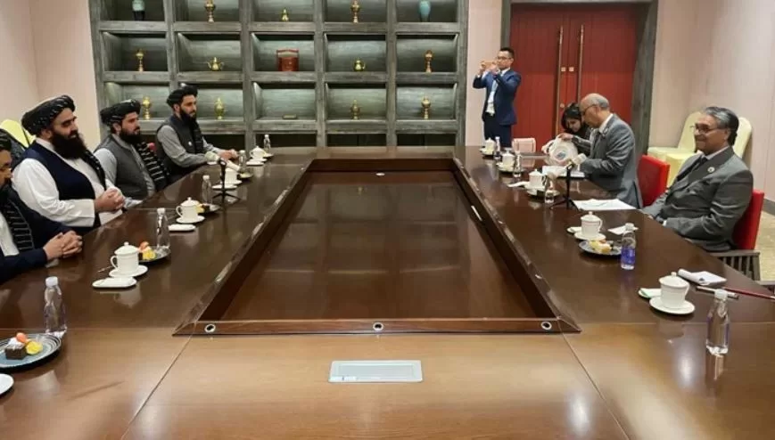 Pak-Afghan Diplomatic Meeting Amid Immigration Controversy